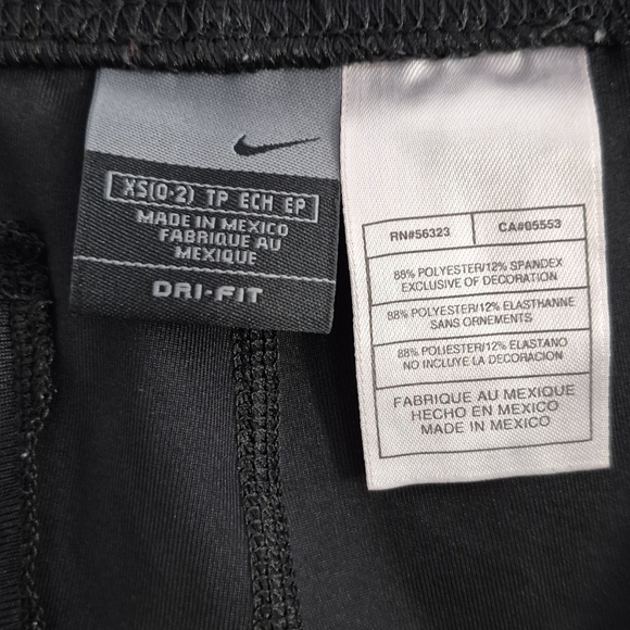 Nike Black Women's Shorts - Picture 6 of 7